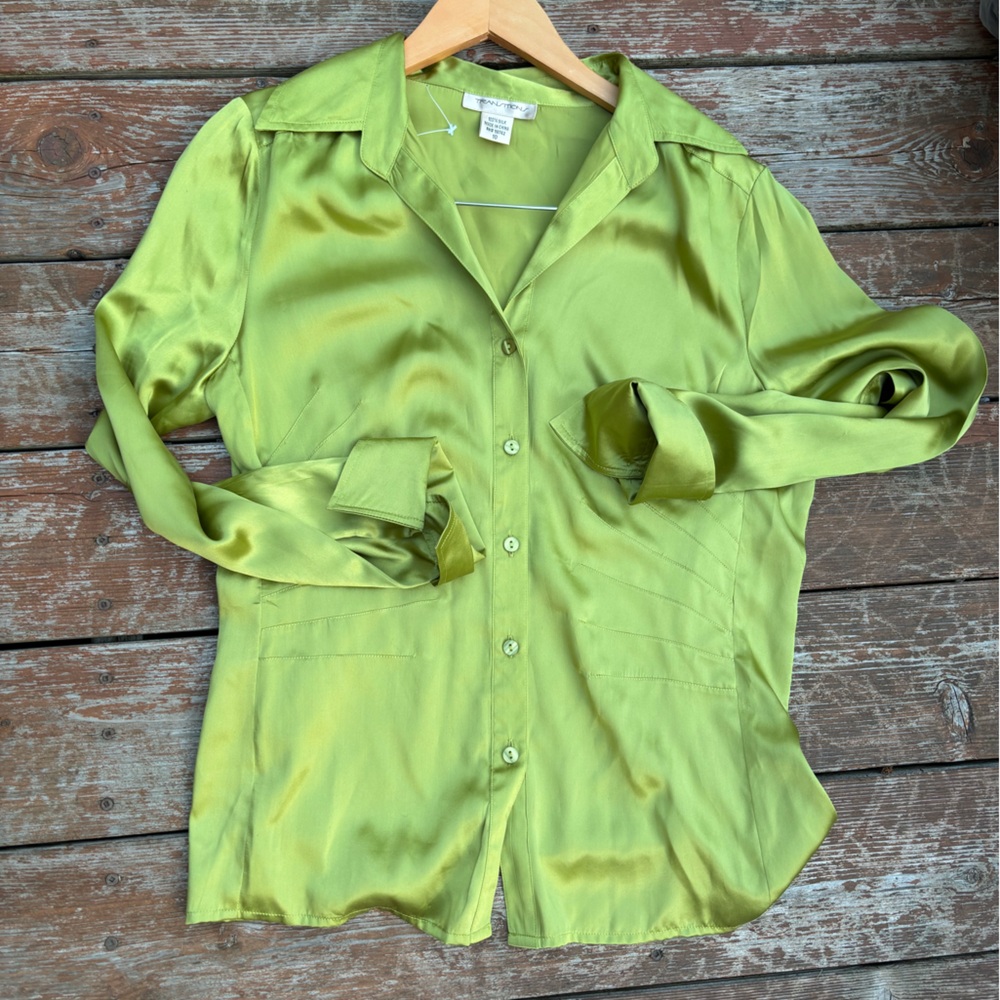 Green Silk Women's Top, elegant silk blouse with fabulous cuffs, M, medium